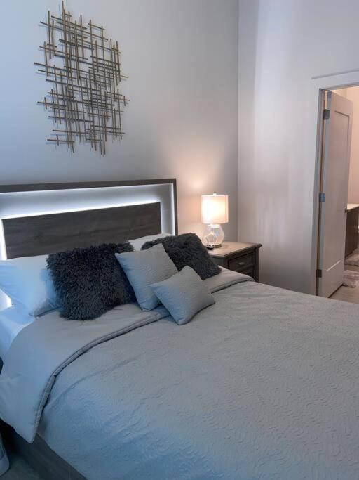 Comfy Midtown 1 Bdr W/ City View And Balcony. Атланта Екстер'єр фото